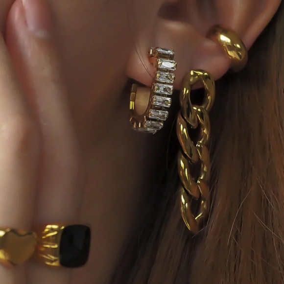 GP CZ hoop earrings - Picture 2 of 6